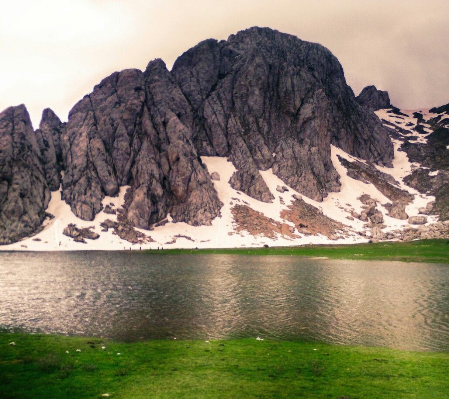 Free HTML5 Website Template by FreeHTML5.co